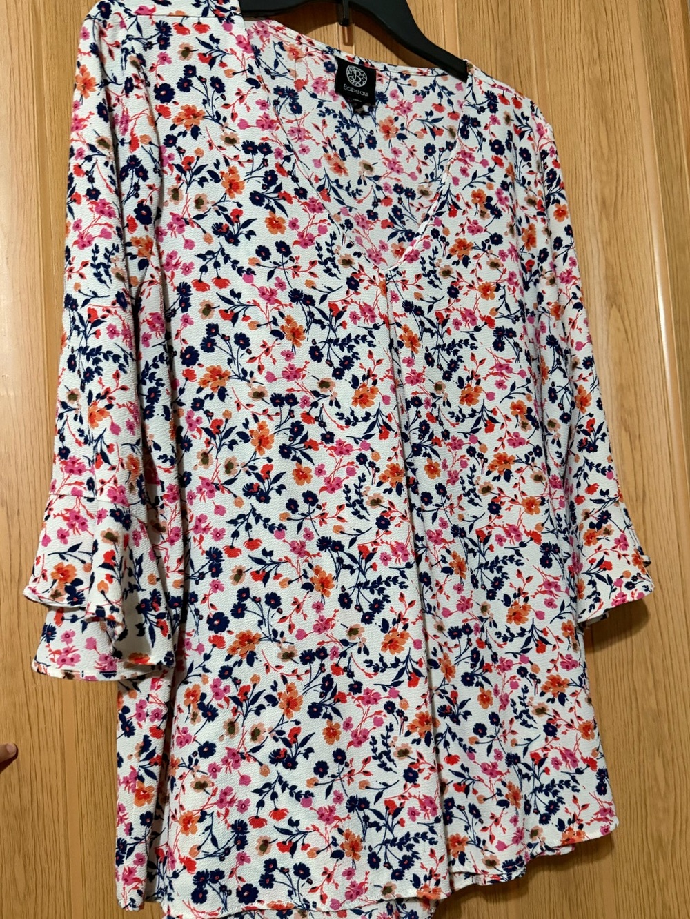 Floral Pattern white Womenโs Blouse